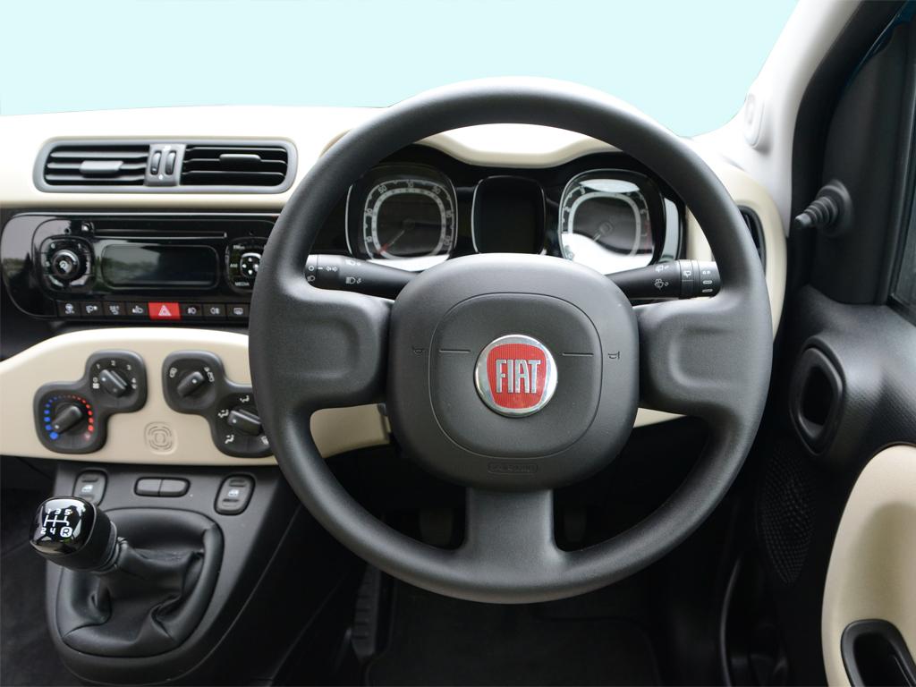 FIAT PANDA HATCHBACK 0.9 TwinAir 85 Cross 4x4 Touchscreen 5dr